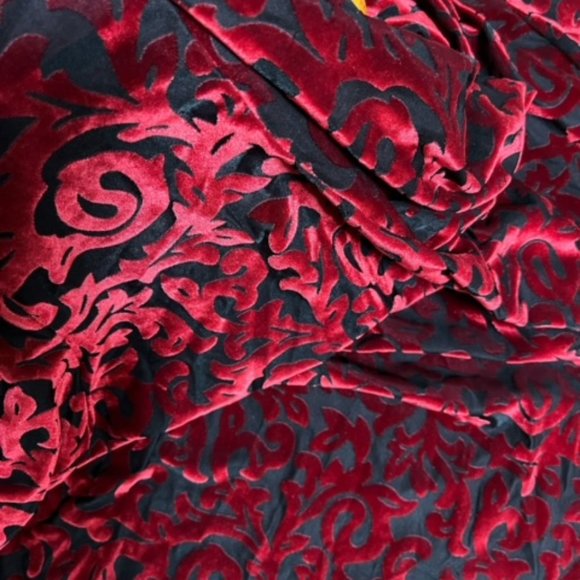 Ruby Red Top - Picture 3 of 3